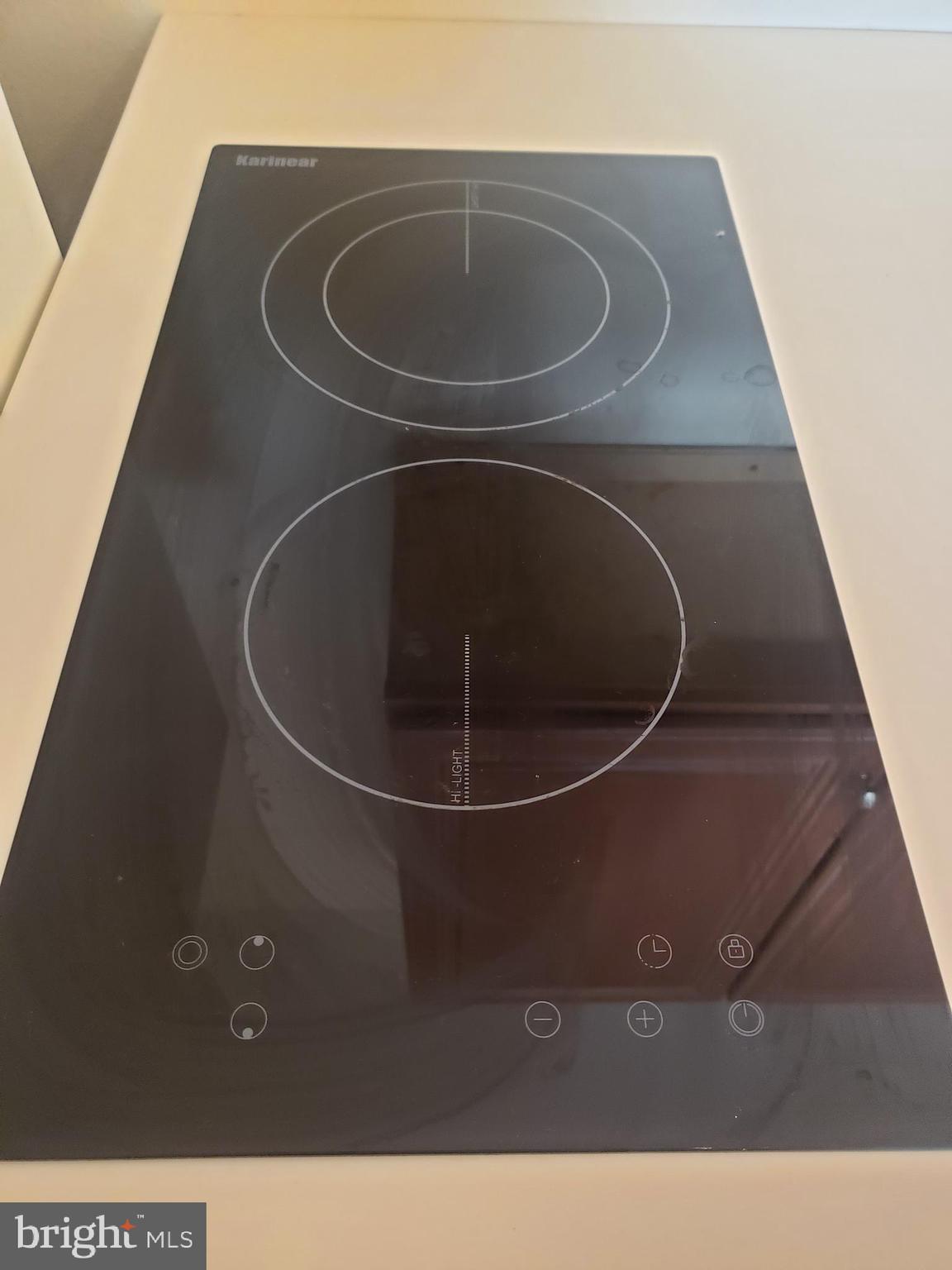 AVENUE OF THE ARTS - Residential Lease