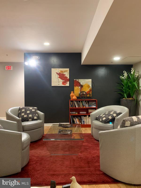 AVENUE OF THE ARTS - Residential Lease