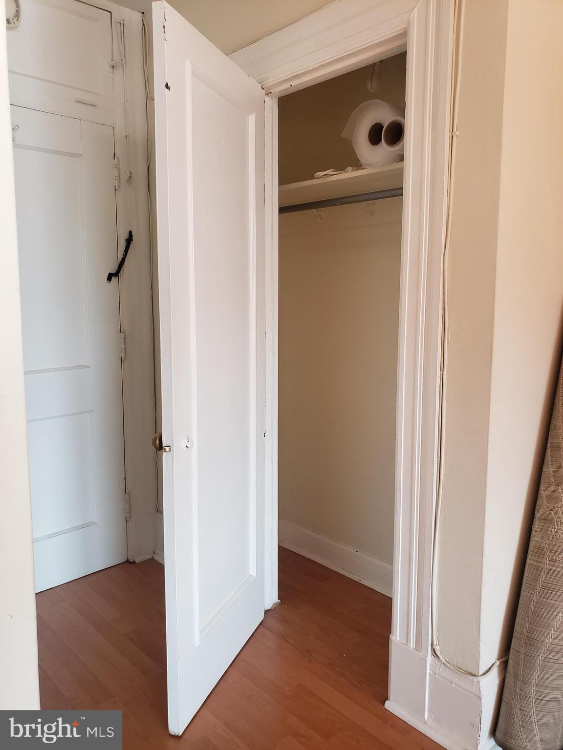 AVENUE OF THE ARTS - Residential Lease