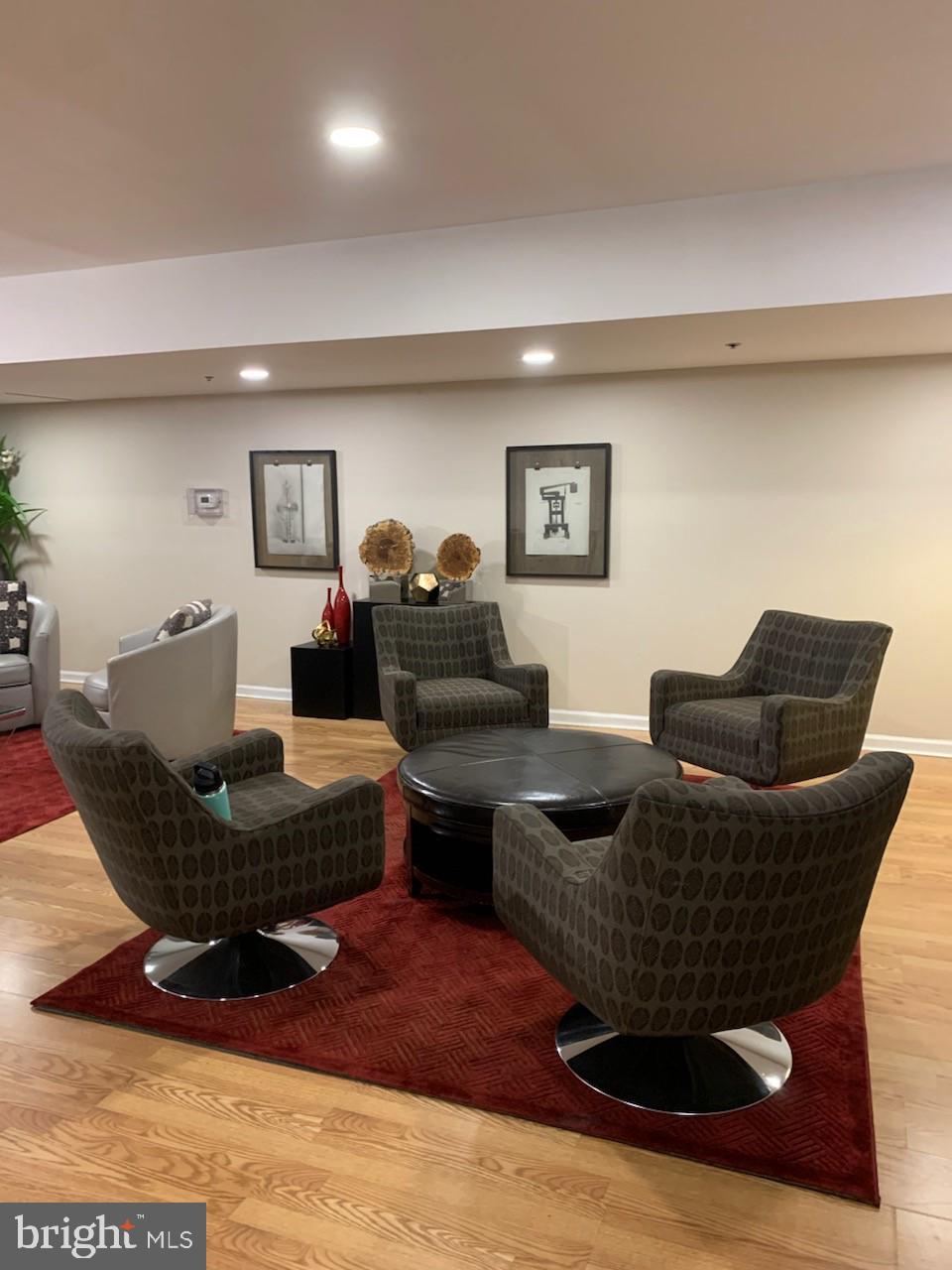 AVENUE OF THE ARTS - Residential Lease