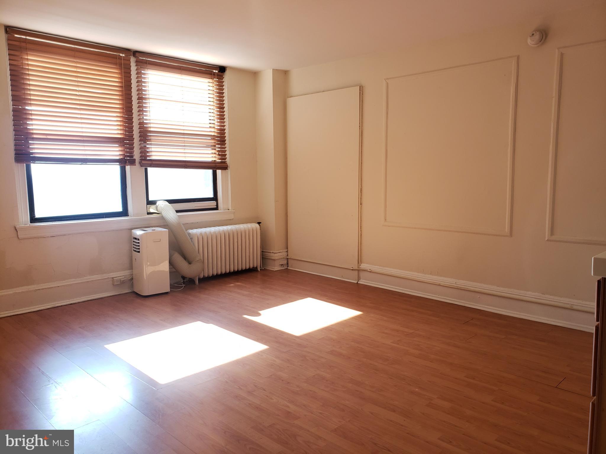 AVENUE OF THE ARTS - Residential Lease