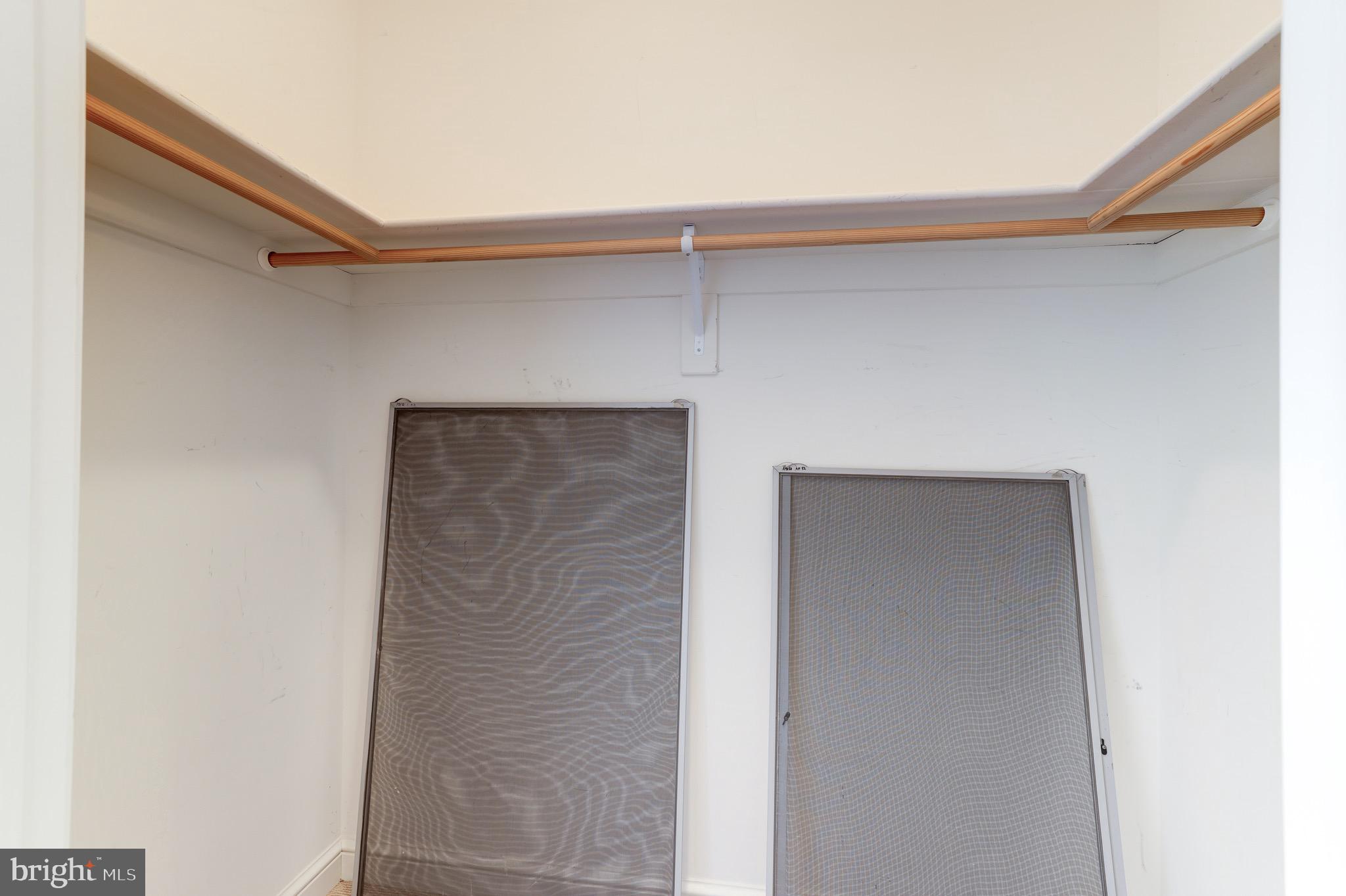 MIDTOWN AT RESTON TOWN CENTER - Residential