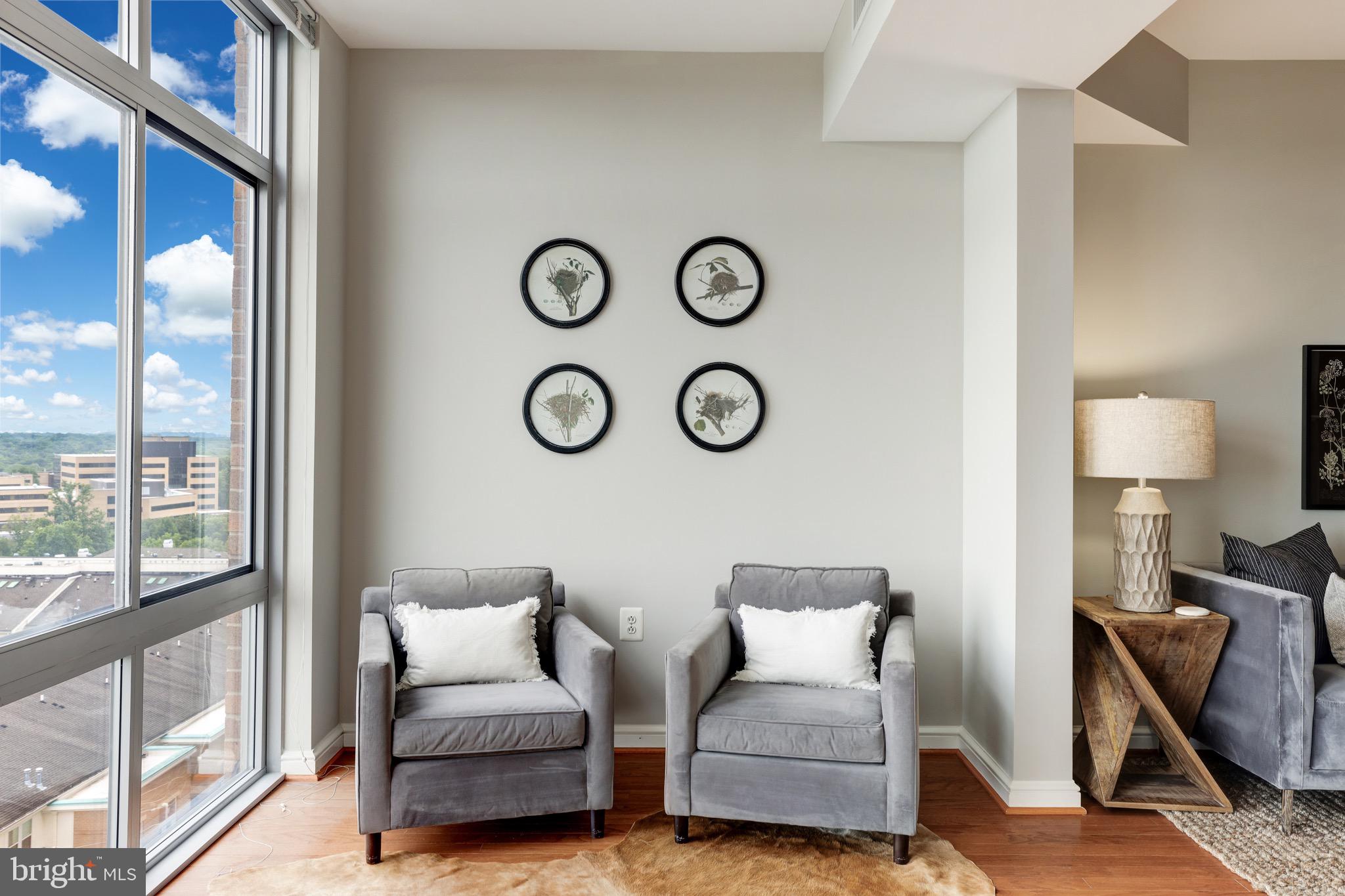 MIDTOWN AT RESTON TOWN CENTER - Residential