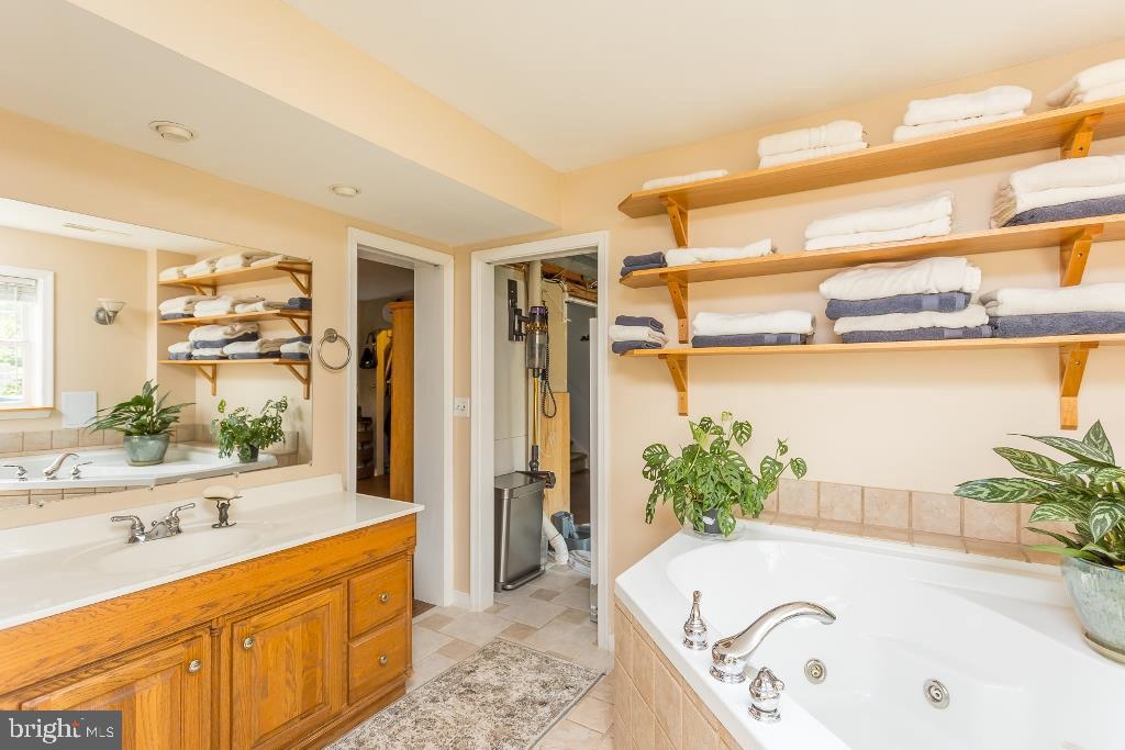 BELMONT ESTATES - Residential