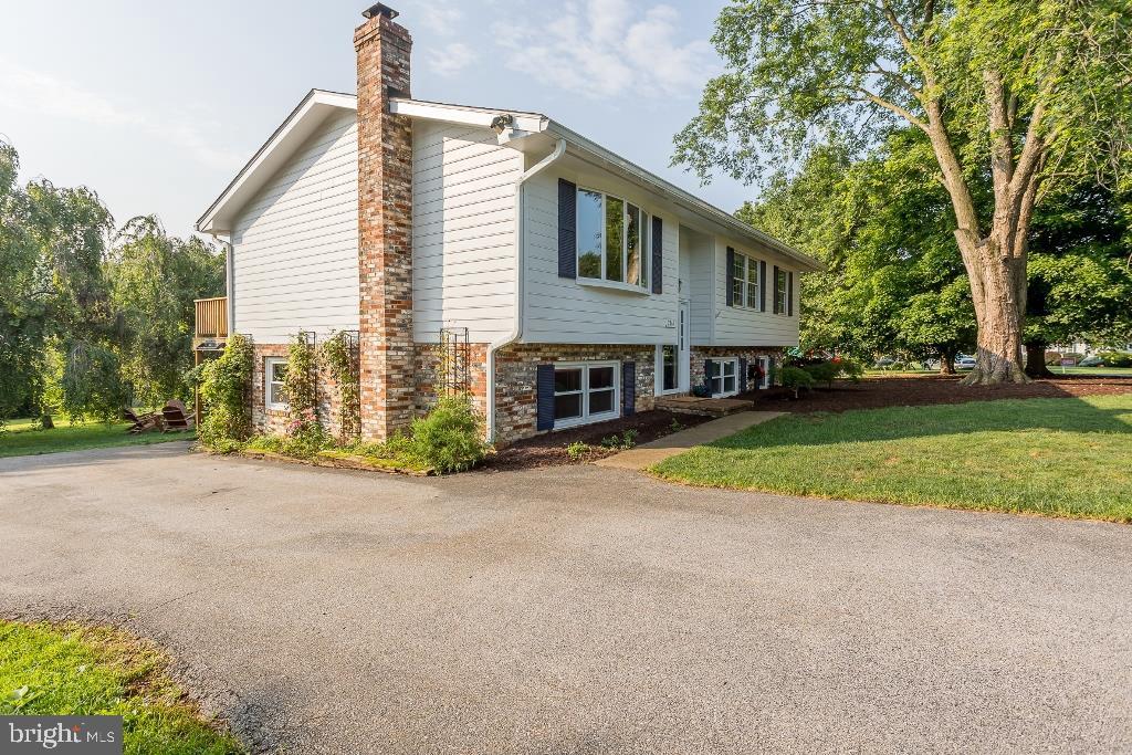 BELMONT ESTATES - Residential