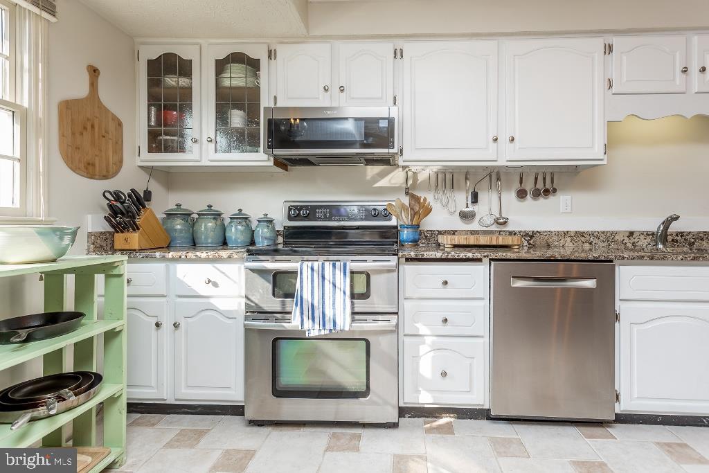 BELMONT ESTATES - Residential