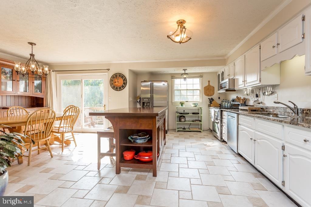 BELMONT ESTATES - Residential