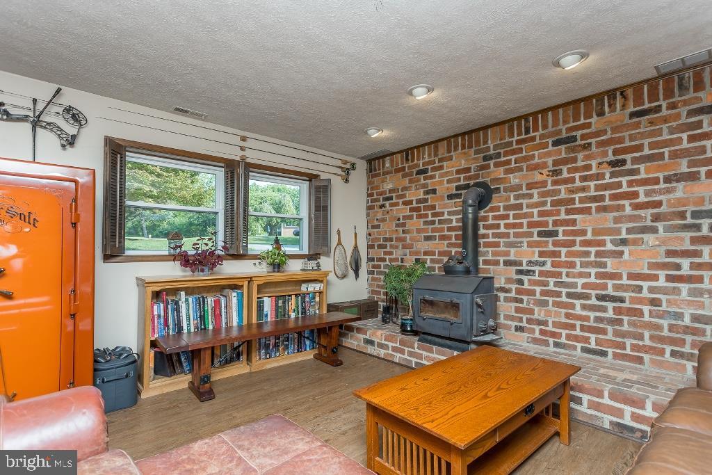 BELMONT ESTATES - Residential