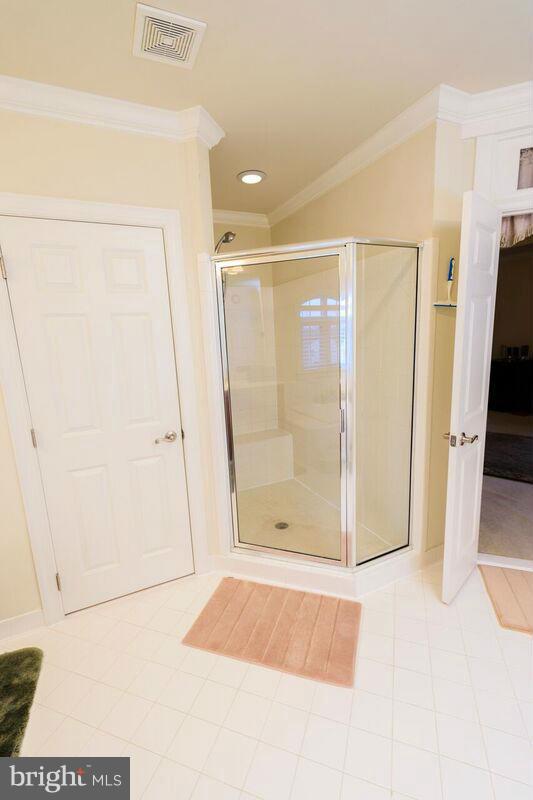 STONEWALL MANOR - Residential