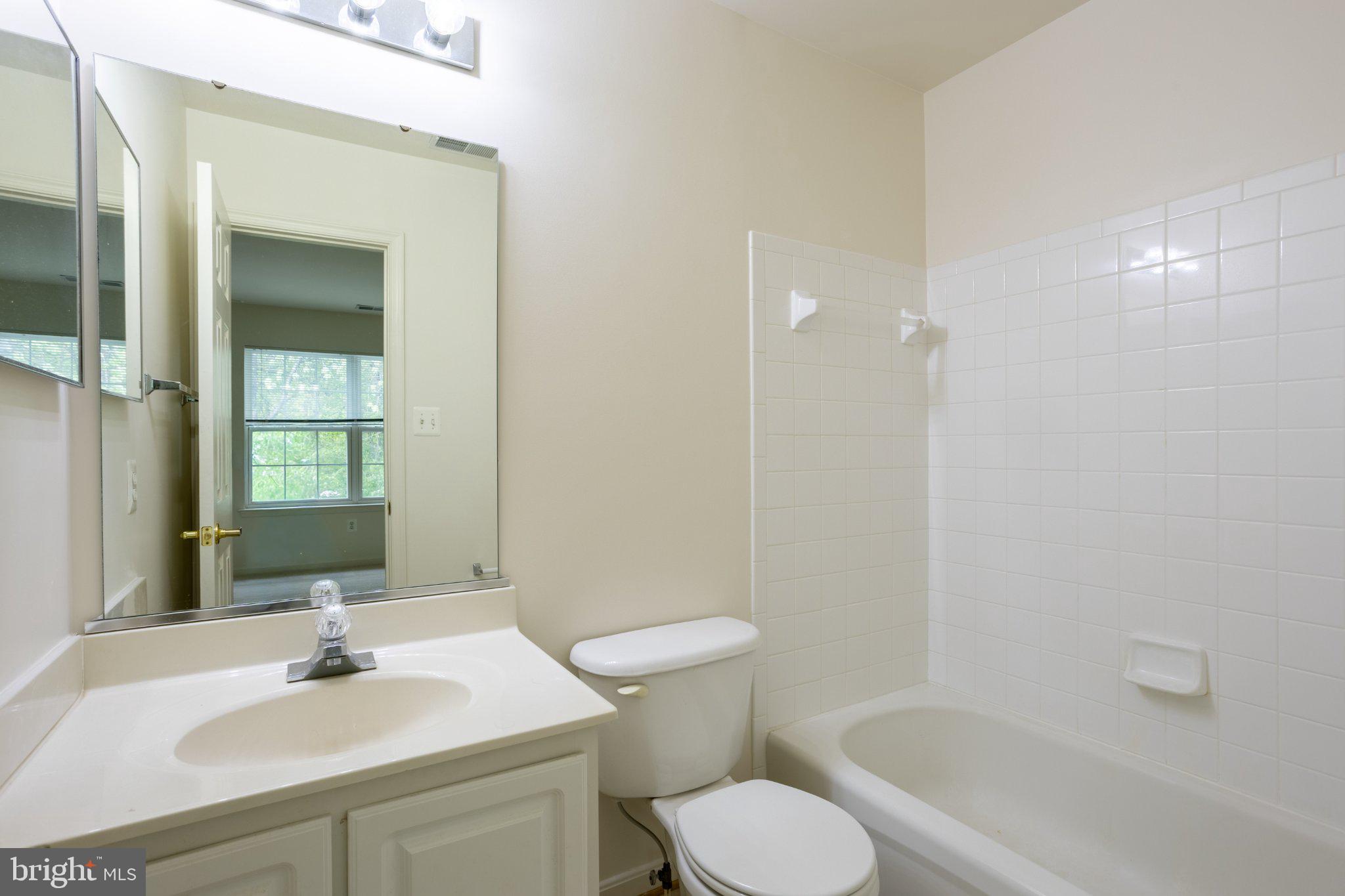 APPLEGATE NORTH - Residential