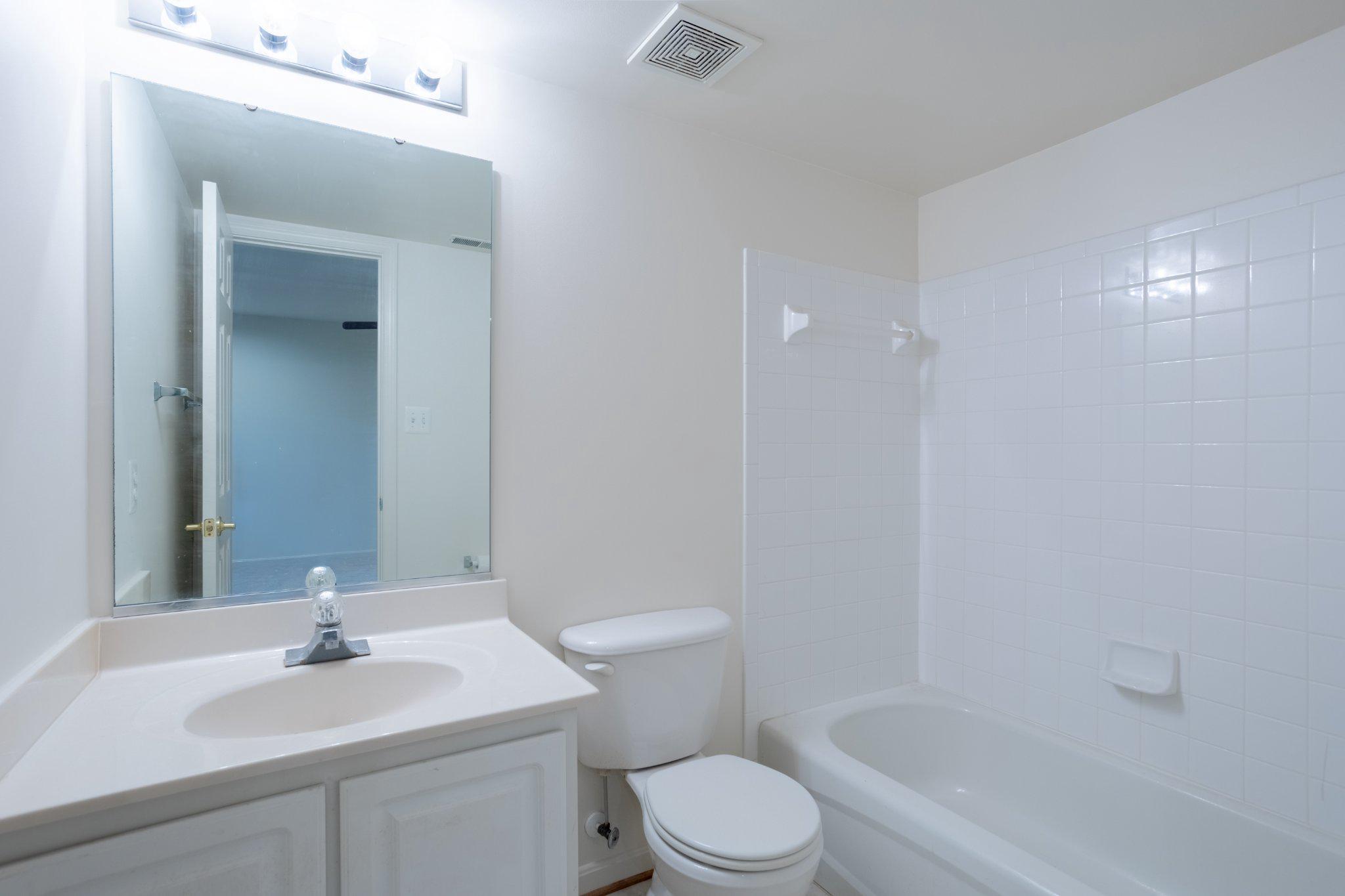 APPLEGATE NORTH - Residential