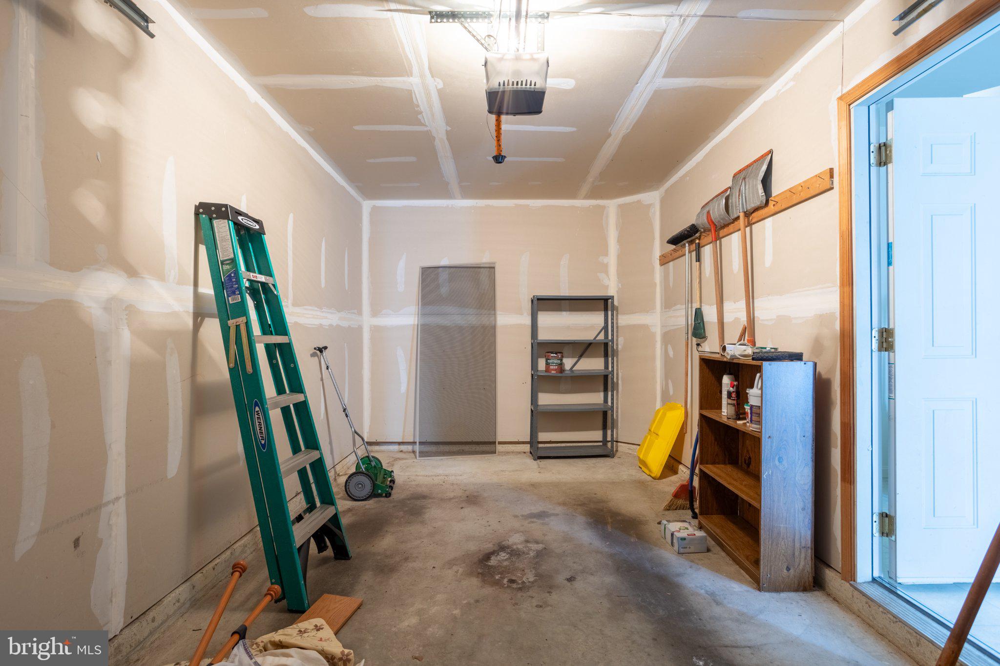 APPLEGATE NORTH - Residential