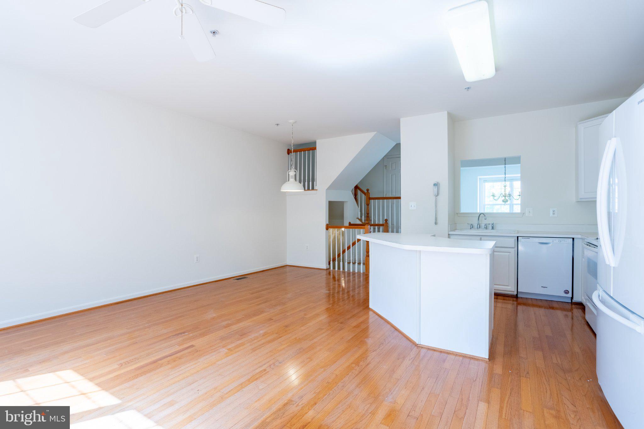 APPLEGATE NORTH - Residential