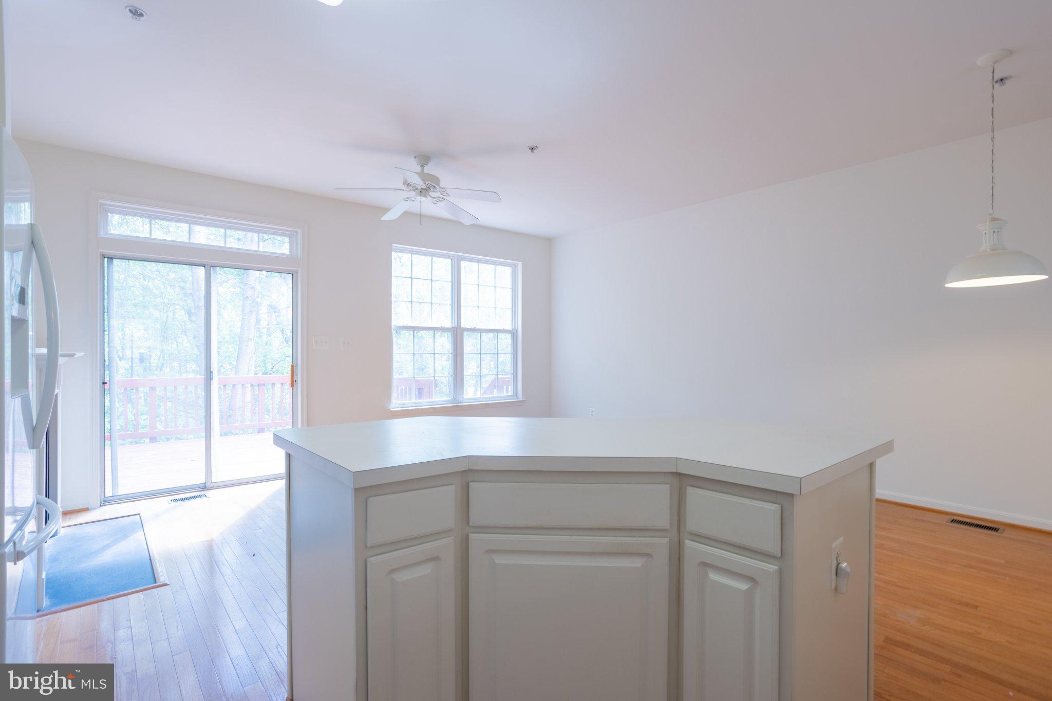 APPLEGATE NORTH - Residential