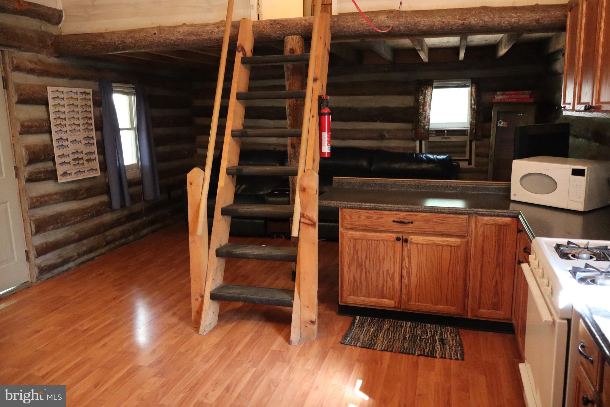 BROAD RUN RD - Residential