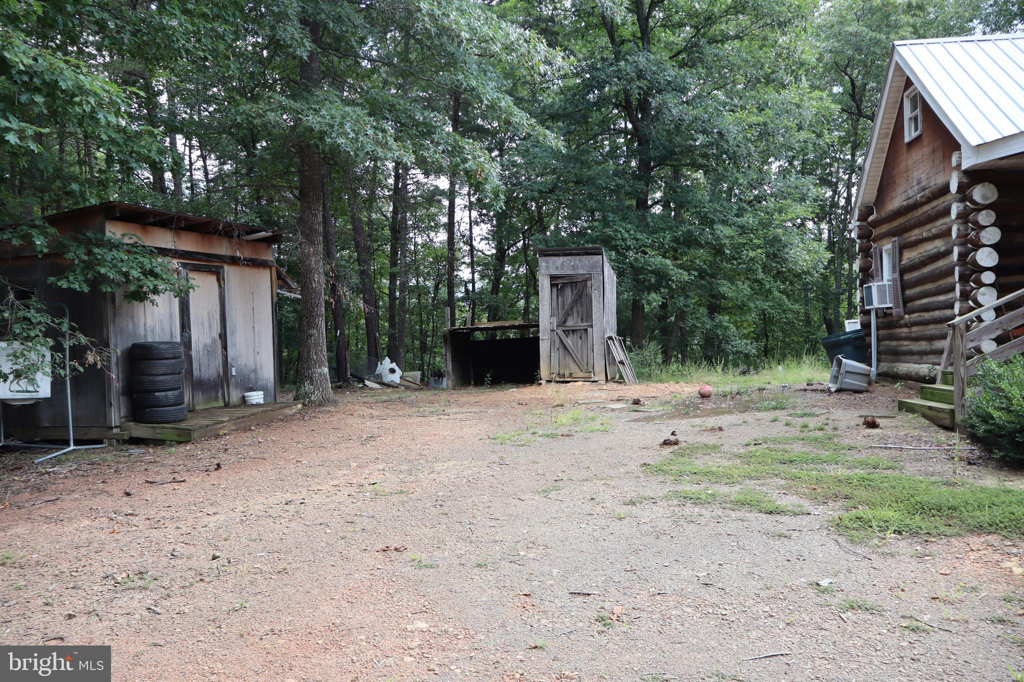 BROAD RUN RD - Residential