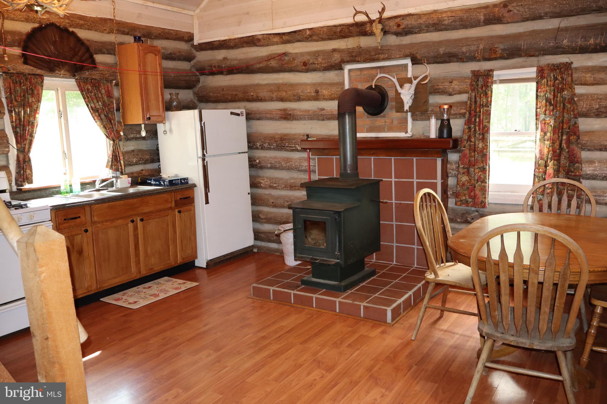 BROAD RUN RD - Residential