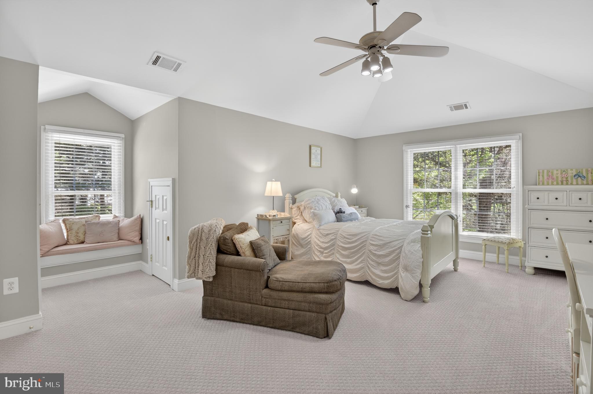 BETHESDA OUTSIDE - Residential