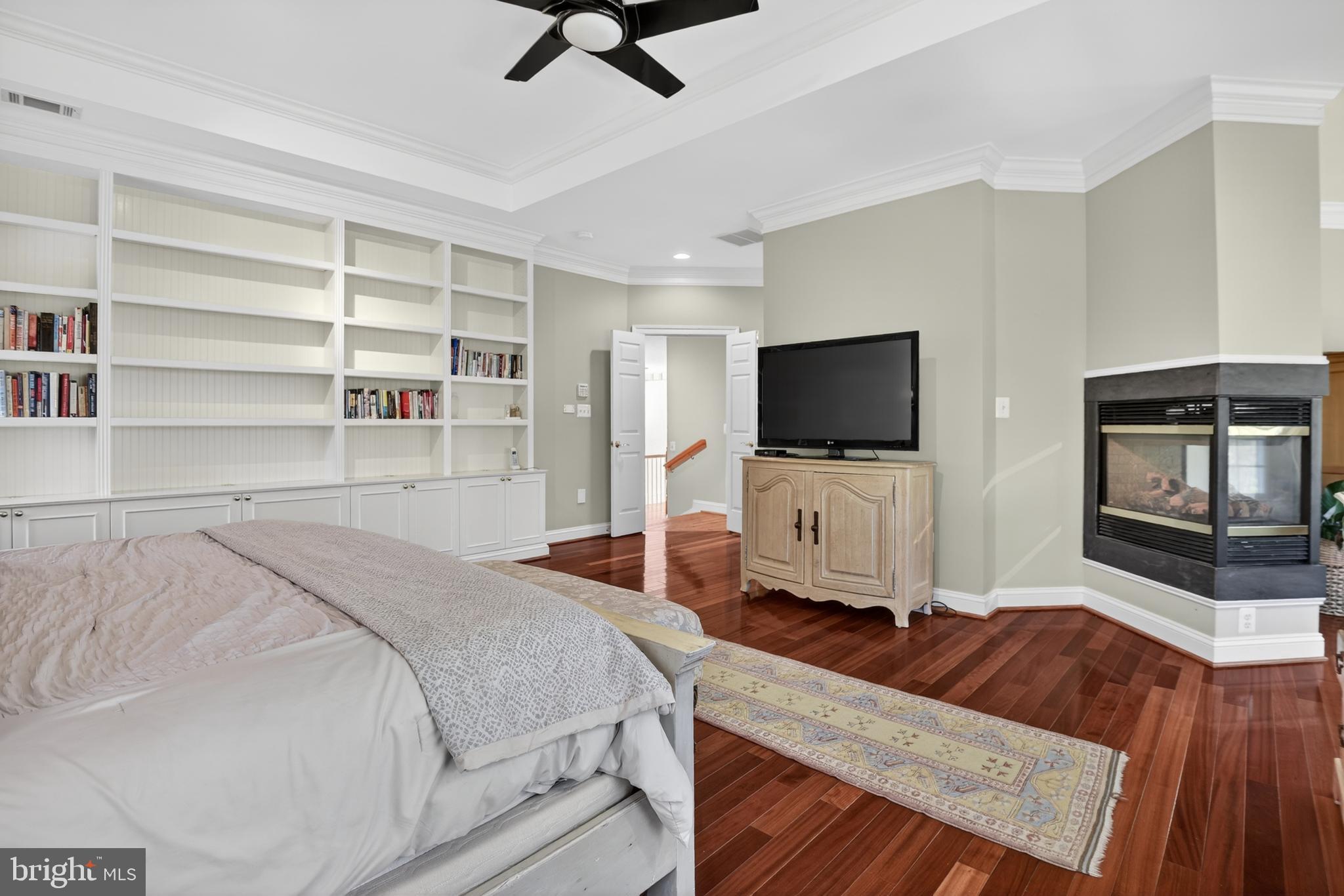 BETHESDA OUTSIDE - Residential