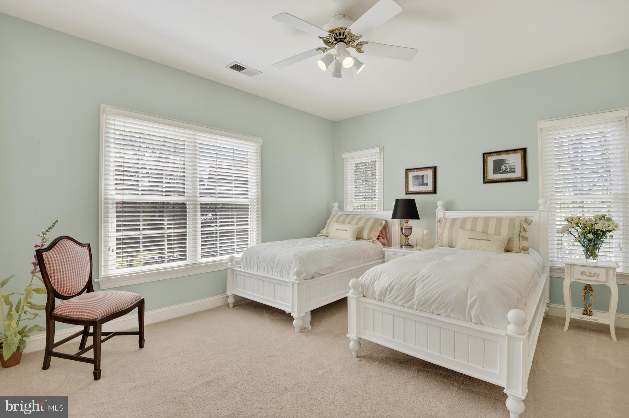 BETHESDA OUTSIDE - Residential