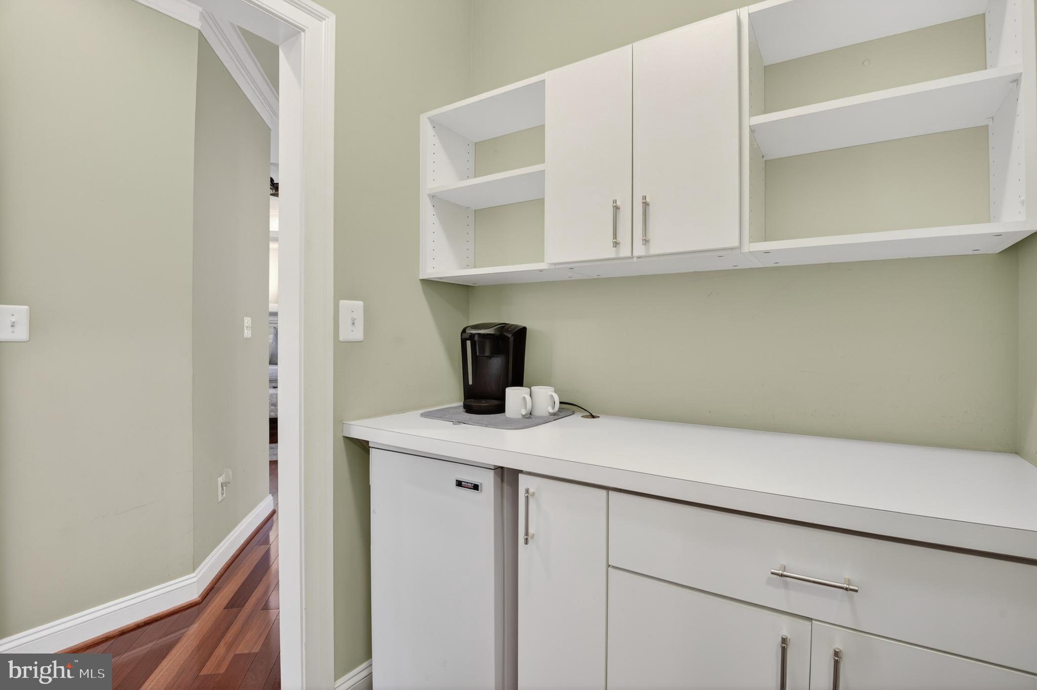 BETHESDA OUTSIDE - Residential