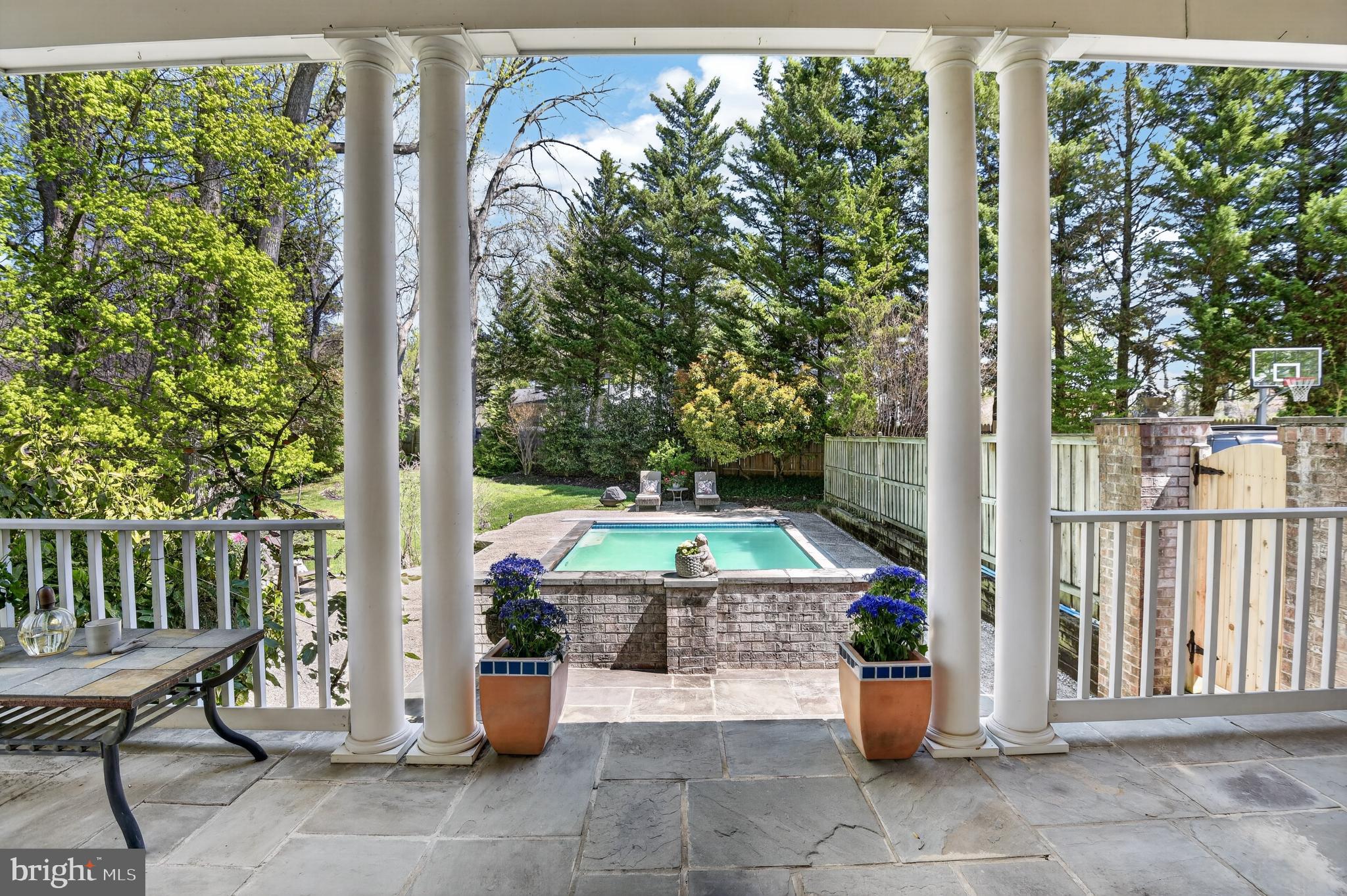 BETHESDA OUTSIDE - Residential