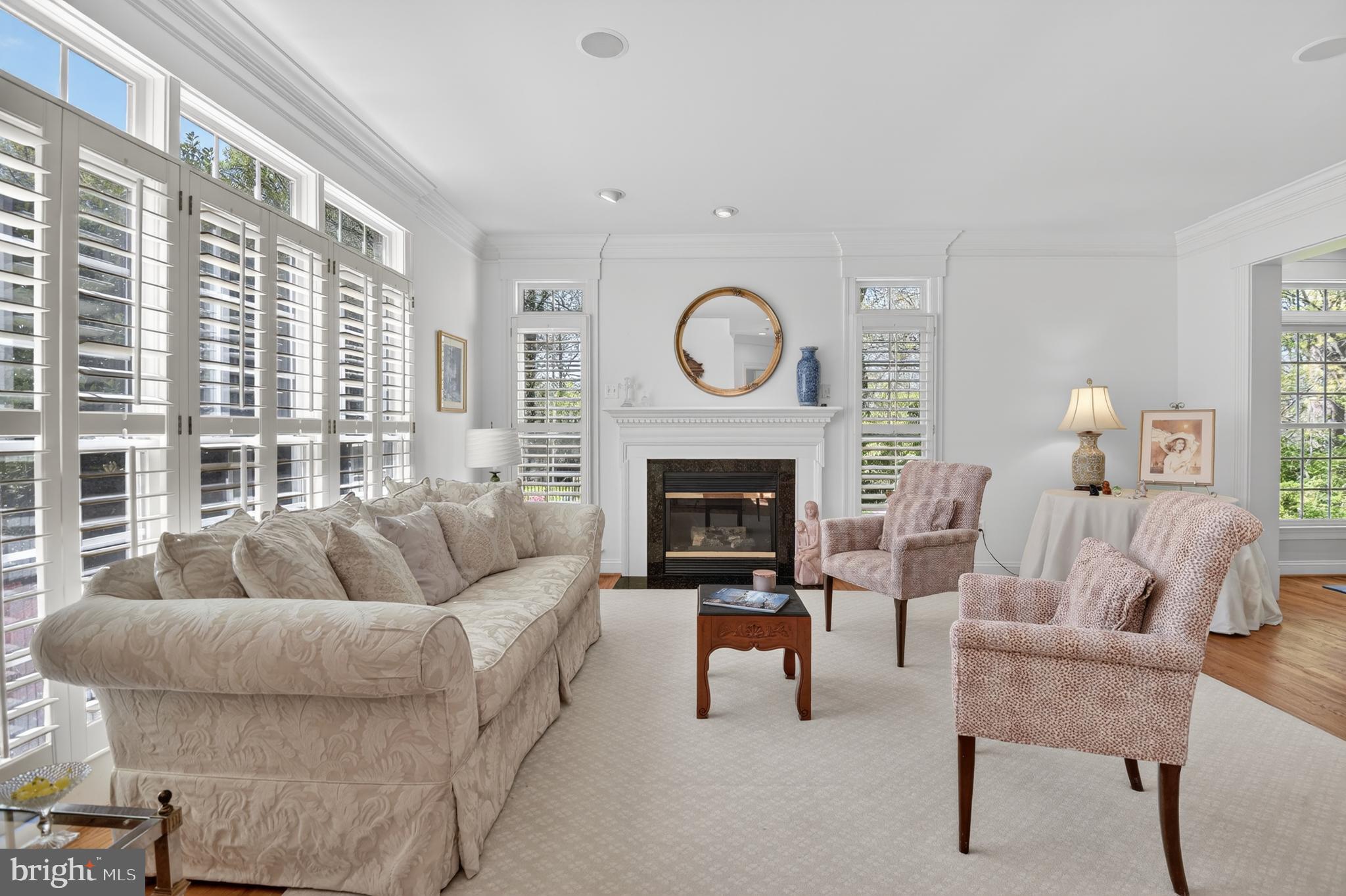 BETHESDA OUTSIDE - Residential