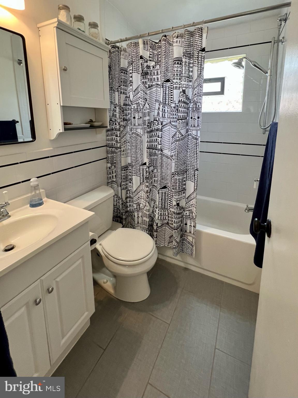 TAYLOR RUN - Residential Lease