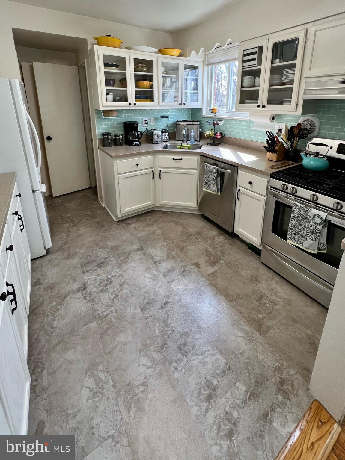 TAYLOR RUN - Residential Lease