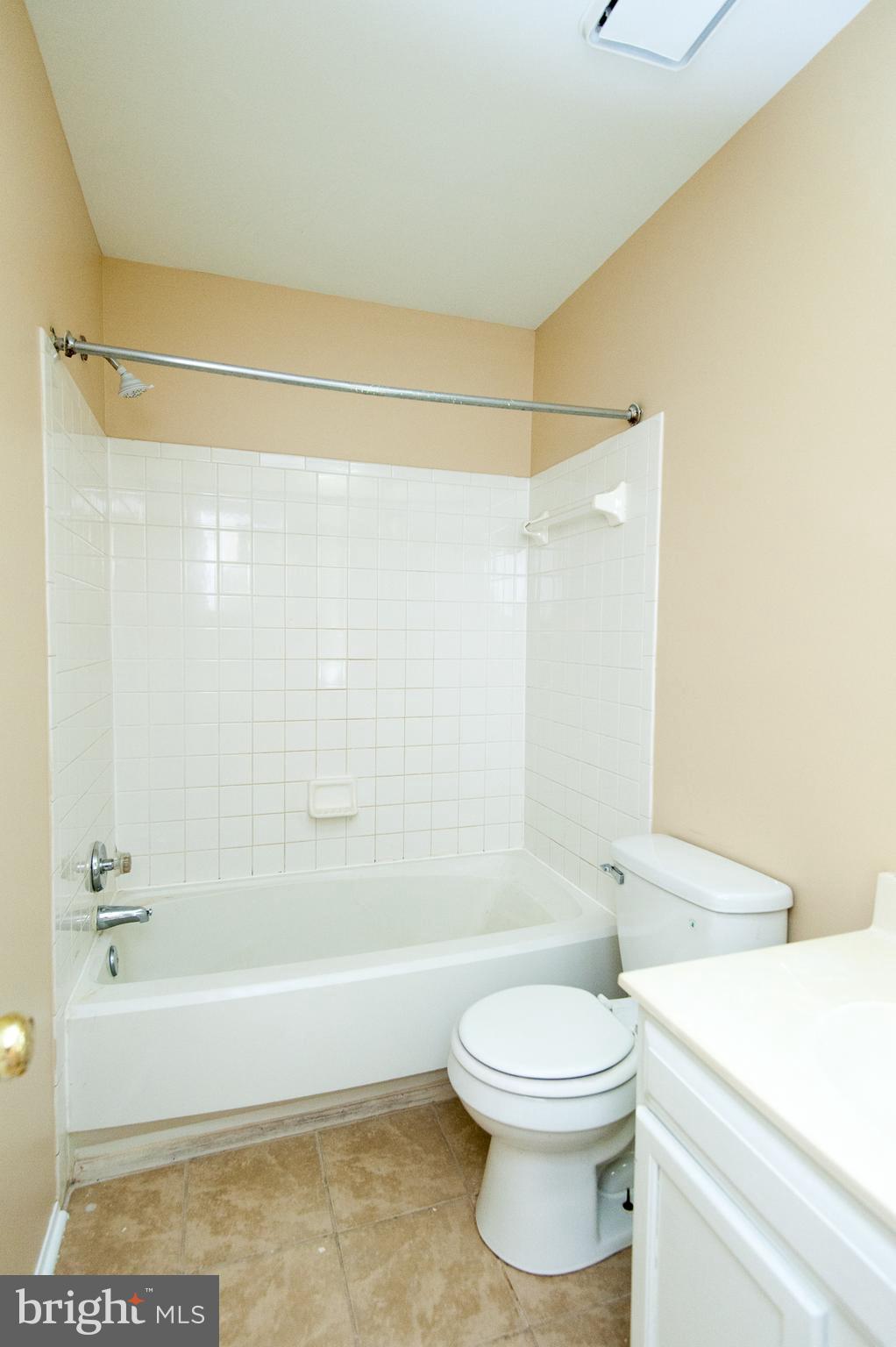 WESTLAKE - Residential Lease