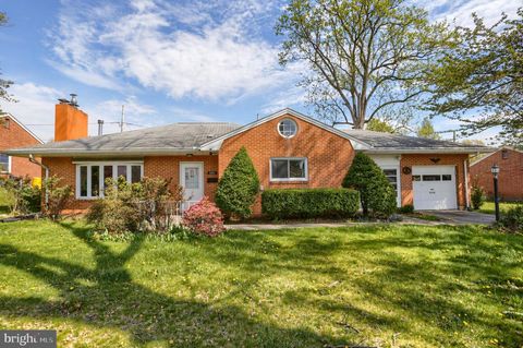 Photo of 3802 Darby Road, HARRISBURG, PA 17109 (MLS # PADA2058276)