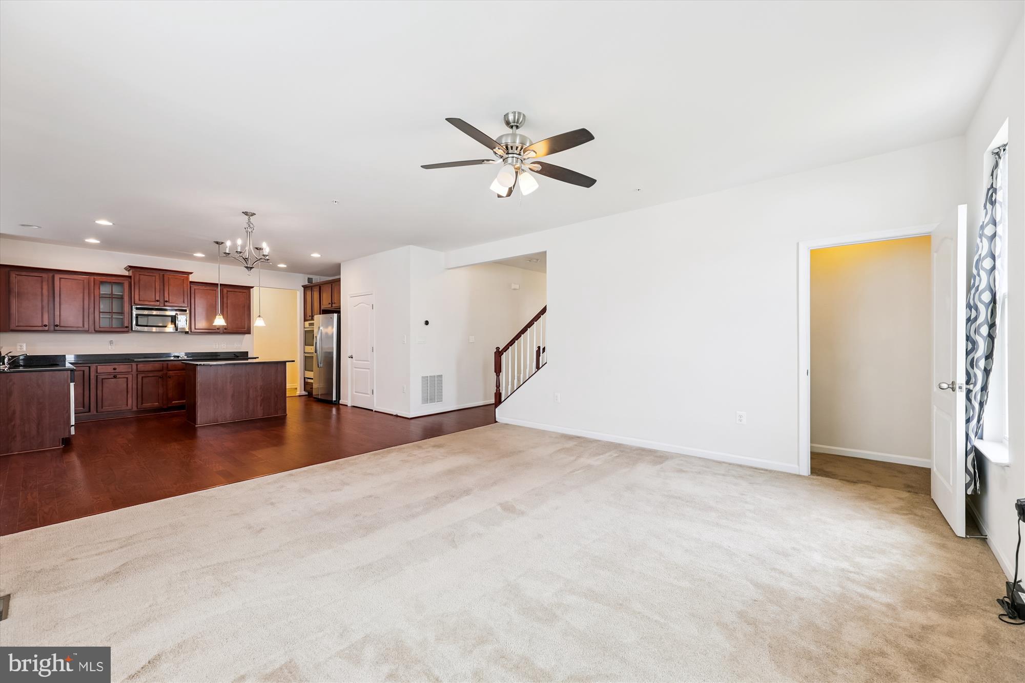10521 BLACK PINE LANE