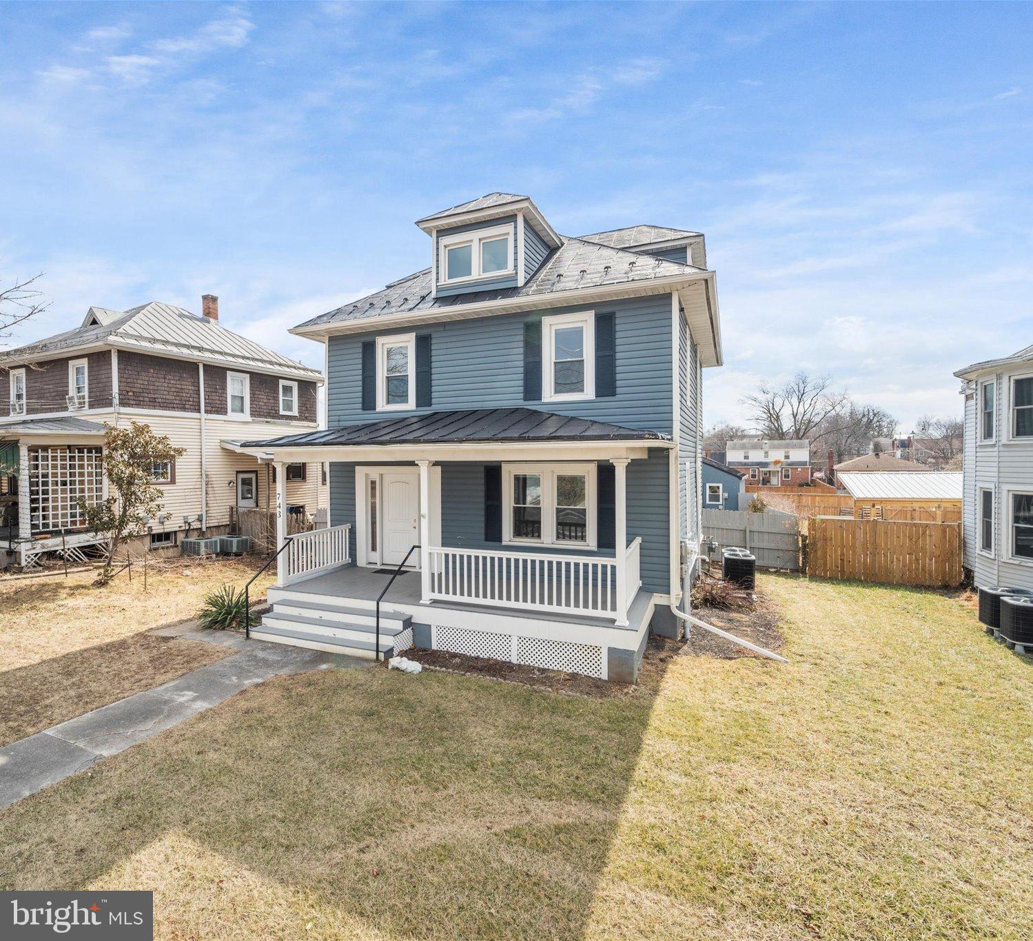 743 BERRYVILLE AVENUE