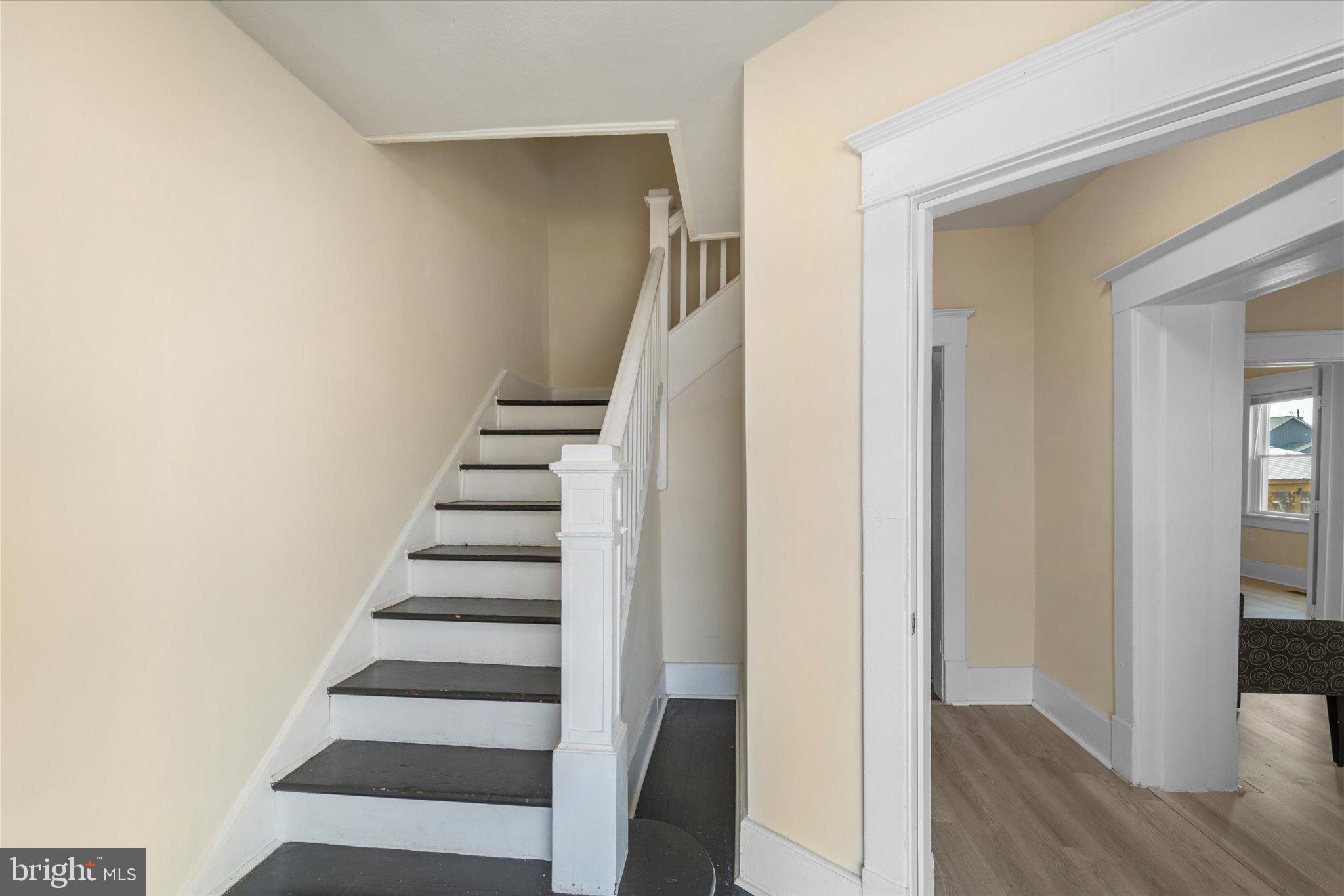 743 BERRYVILLE AVENUE