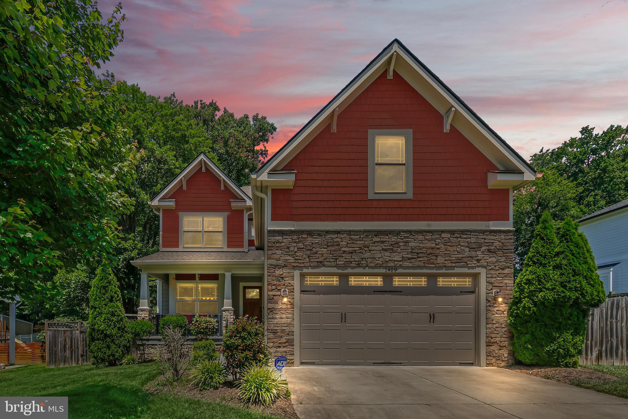 VIENNA WOODS - Residential