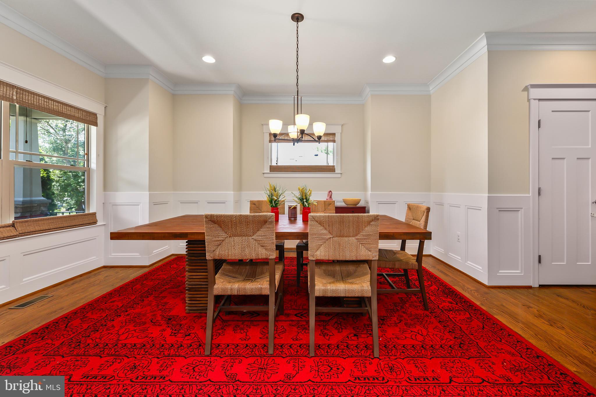 VIENNA WOODS - Residential