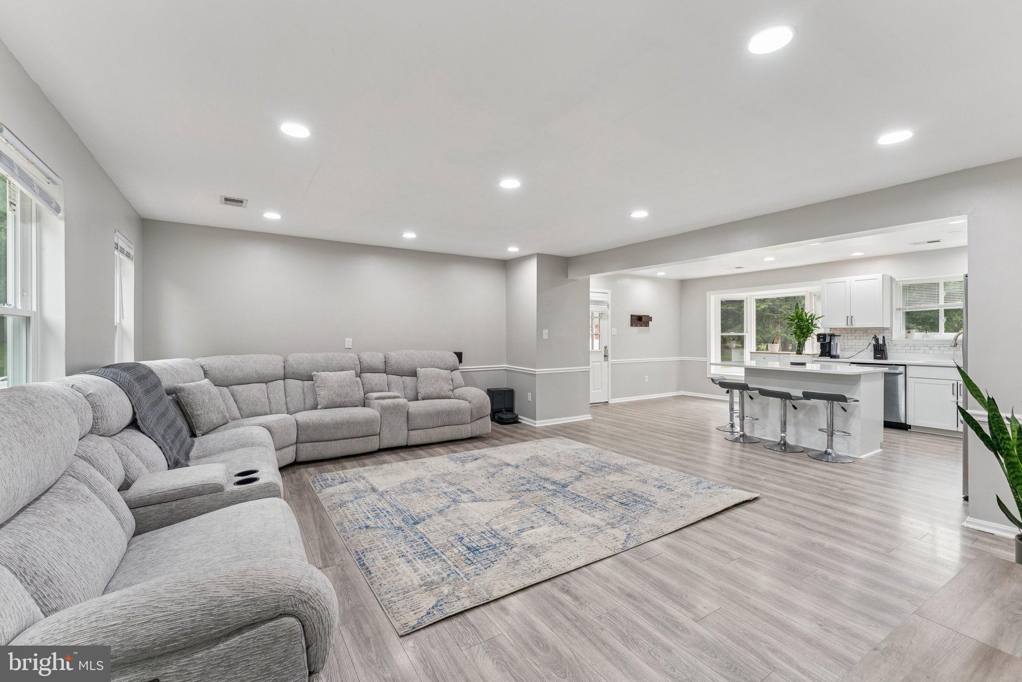 LAUREL BRANCH SUB - Residential