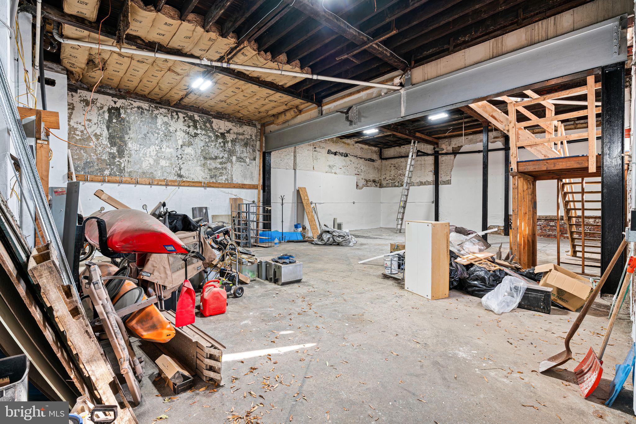 1621 N HOWARD STREET