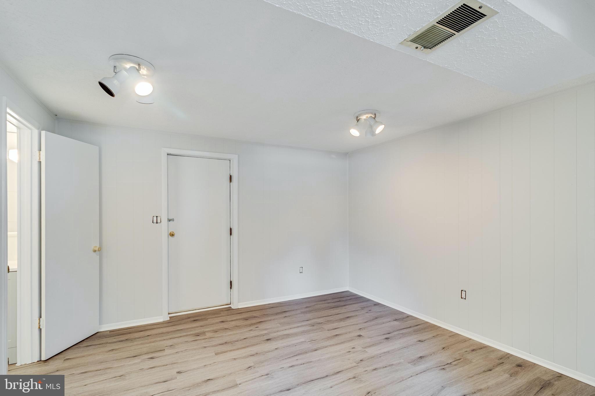 BANNISTER - Residential