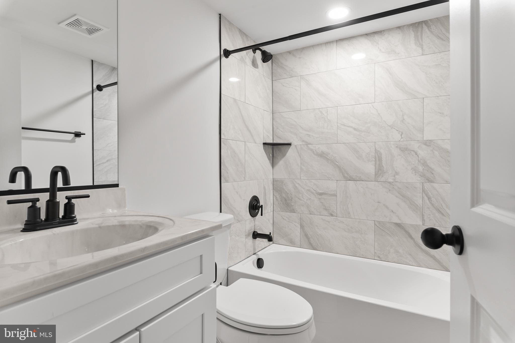 FERNDALE FARMS - Residential