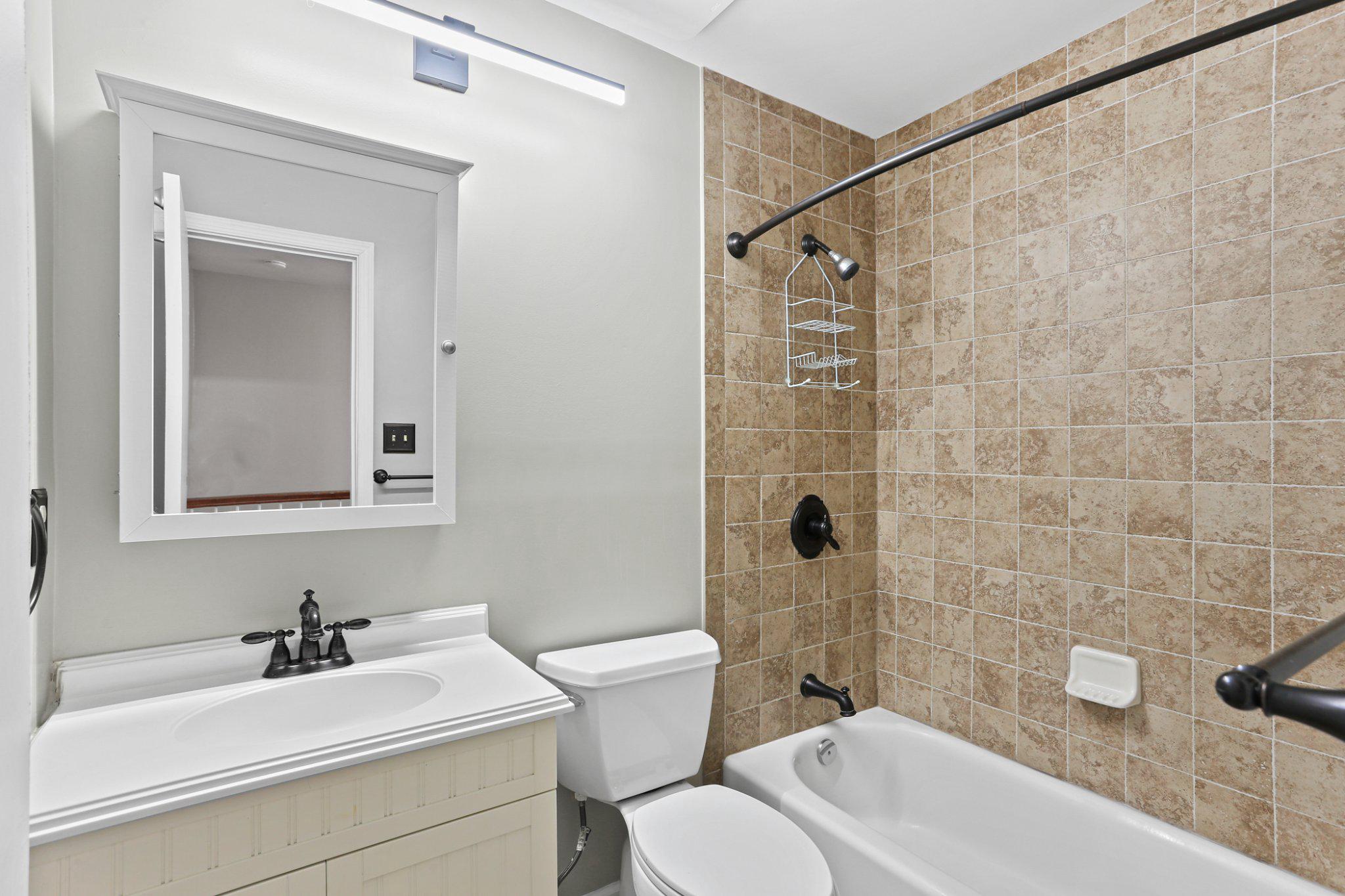 CROFTON MEWS CONDO - Residential