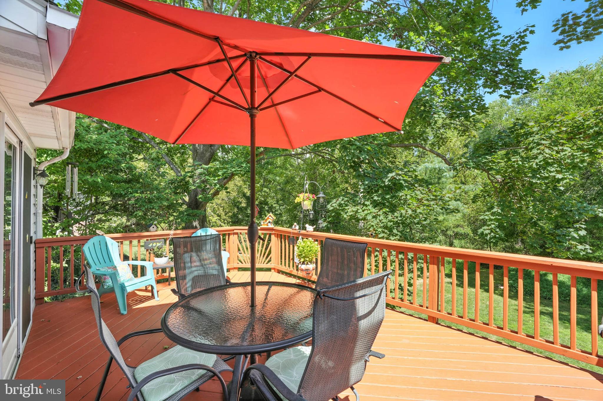 MACGILLS COMMON - Residential