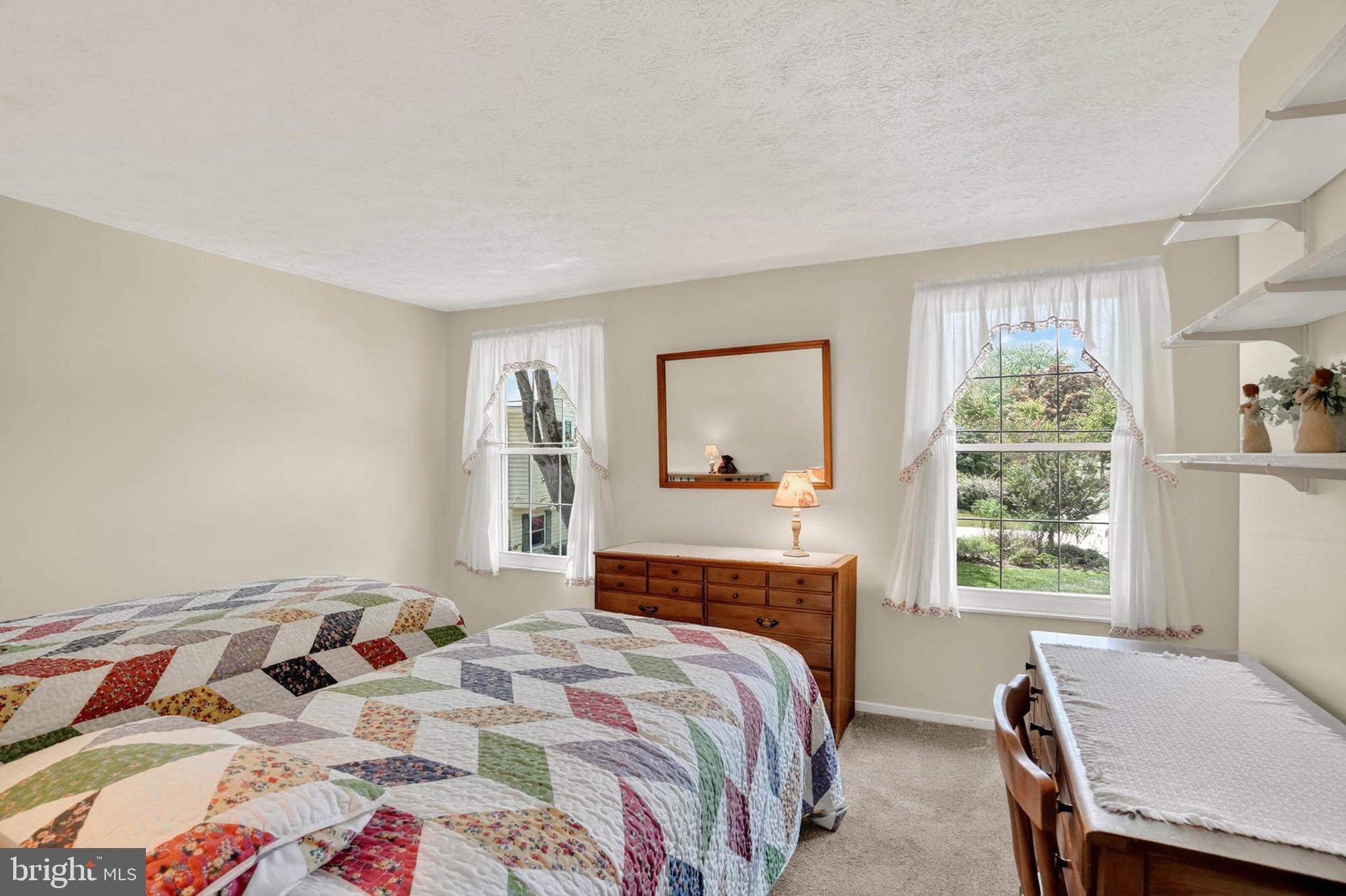 MACGILLS COMMON - Residential