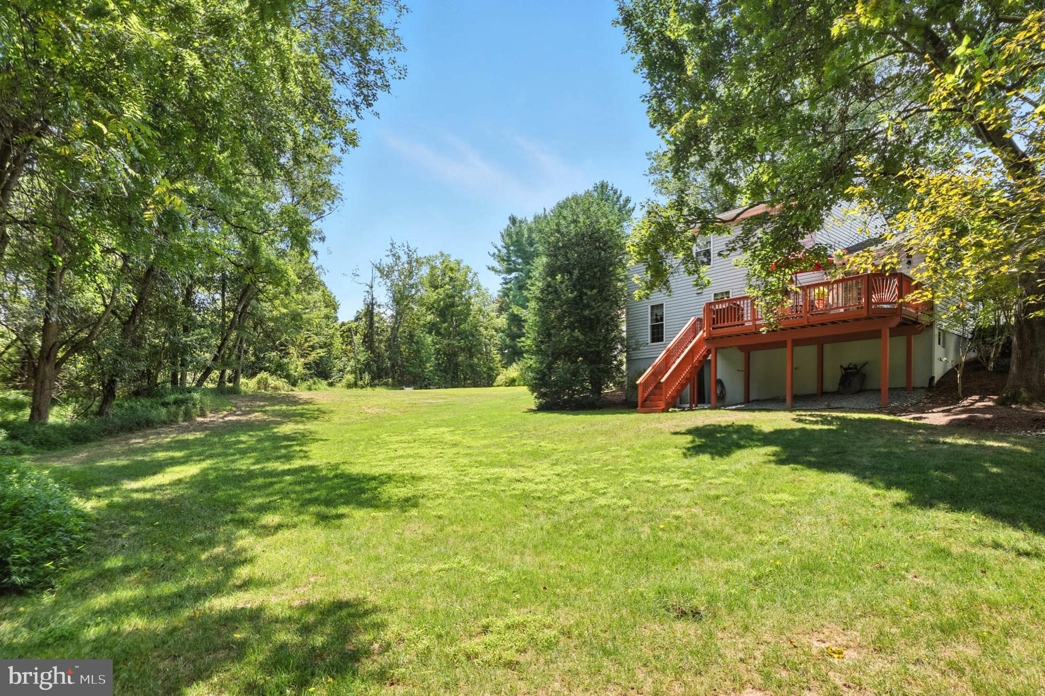 MACGILLS COMMON - Residential