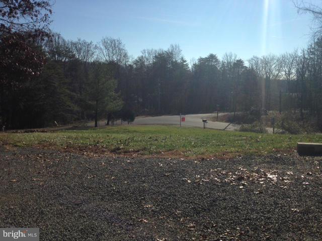 WARREN WOODS - Residential