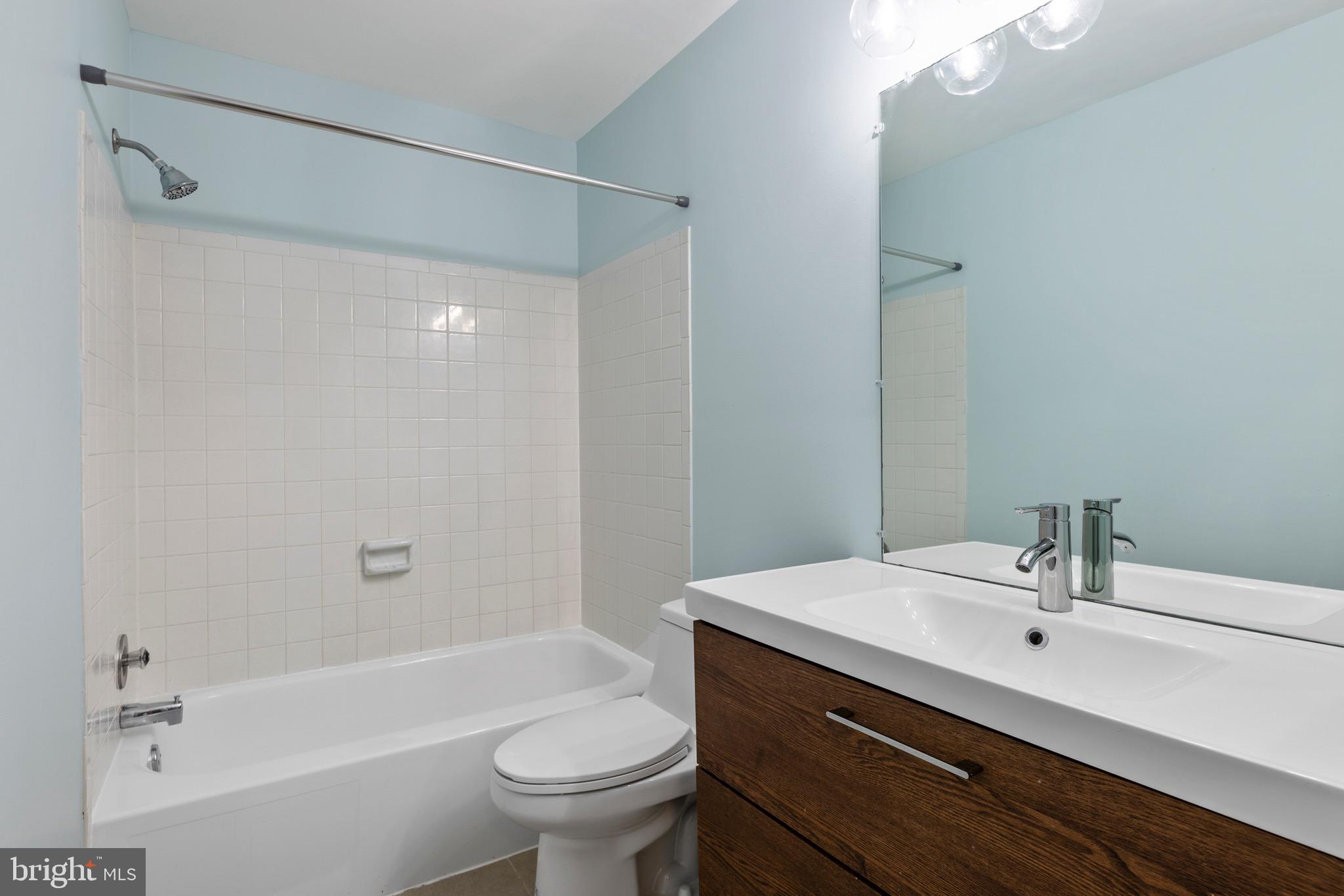 CHARLENE - Residential