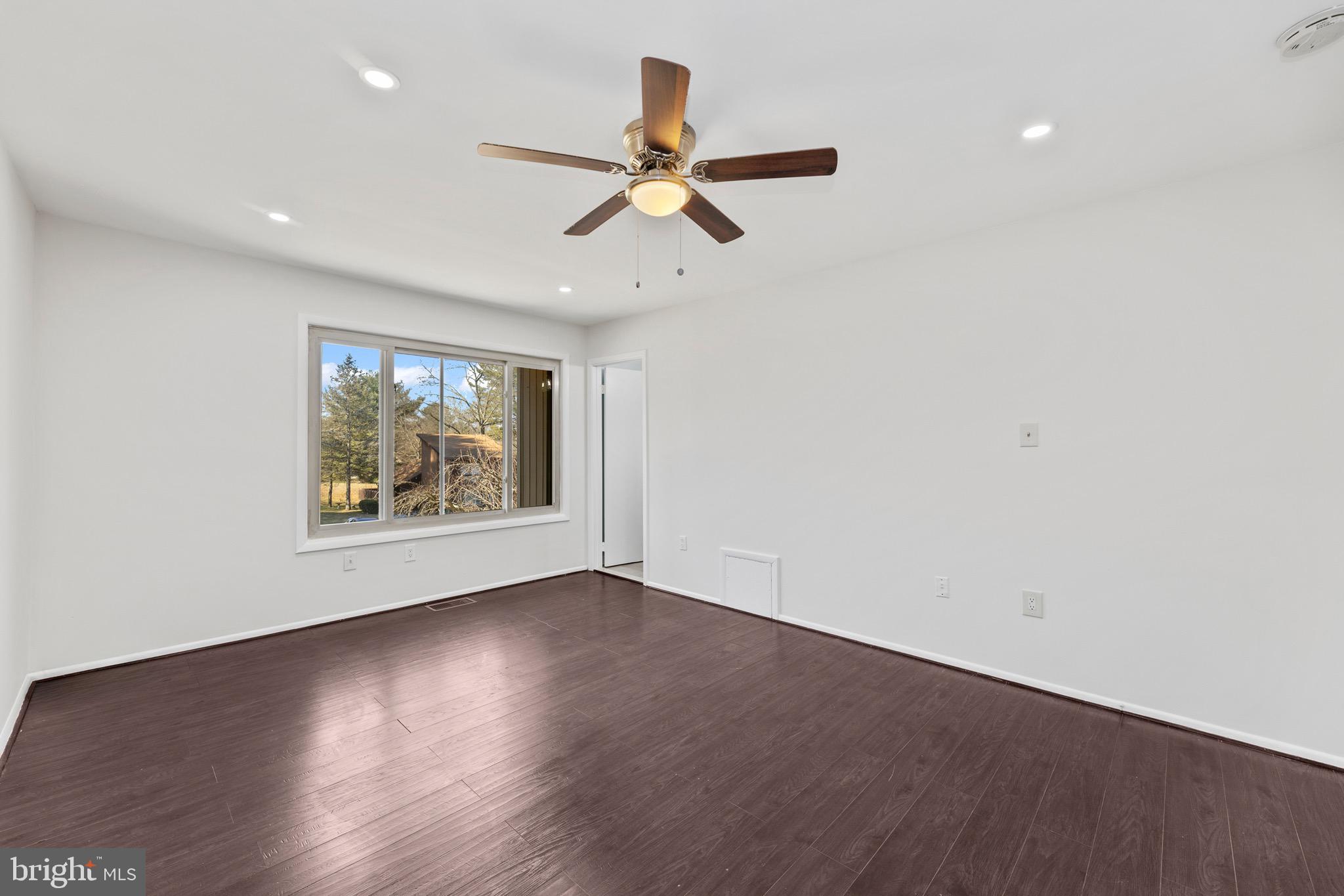 CHARLENE - Residential