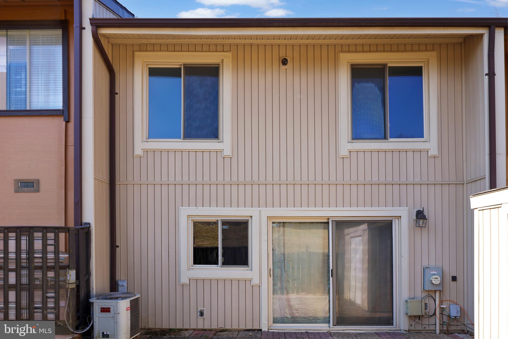 CHARLENE - Residential