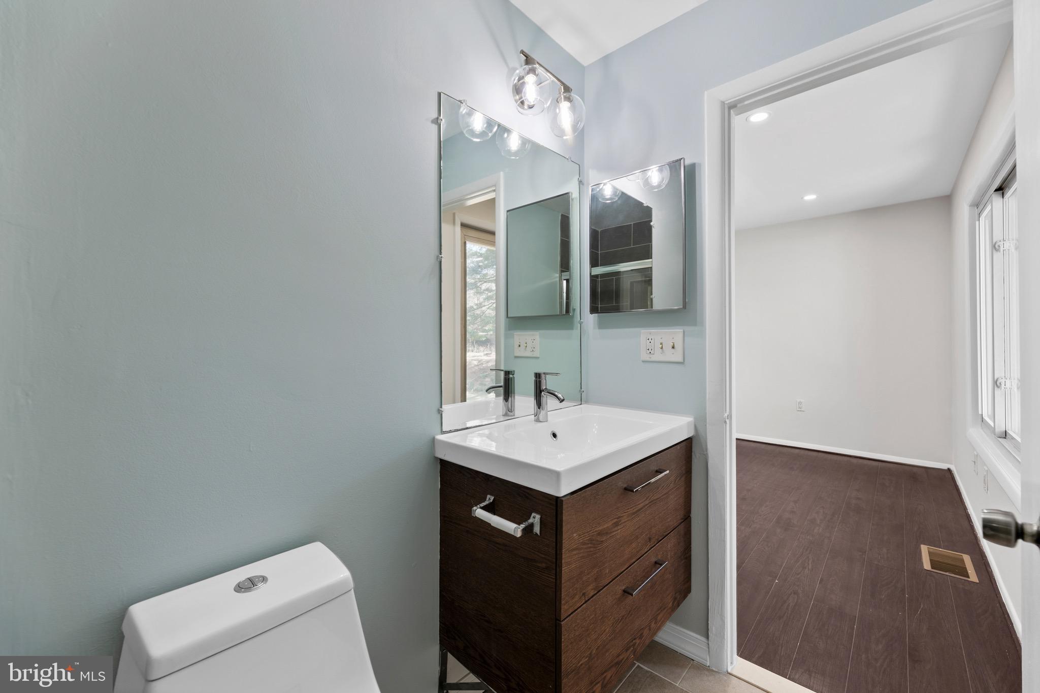 CHARLENE - Residential