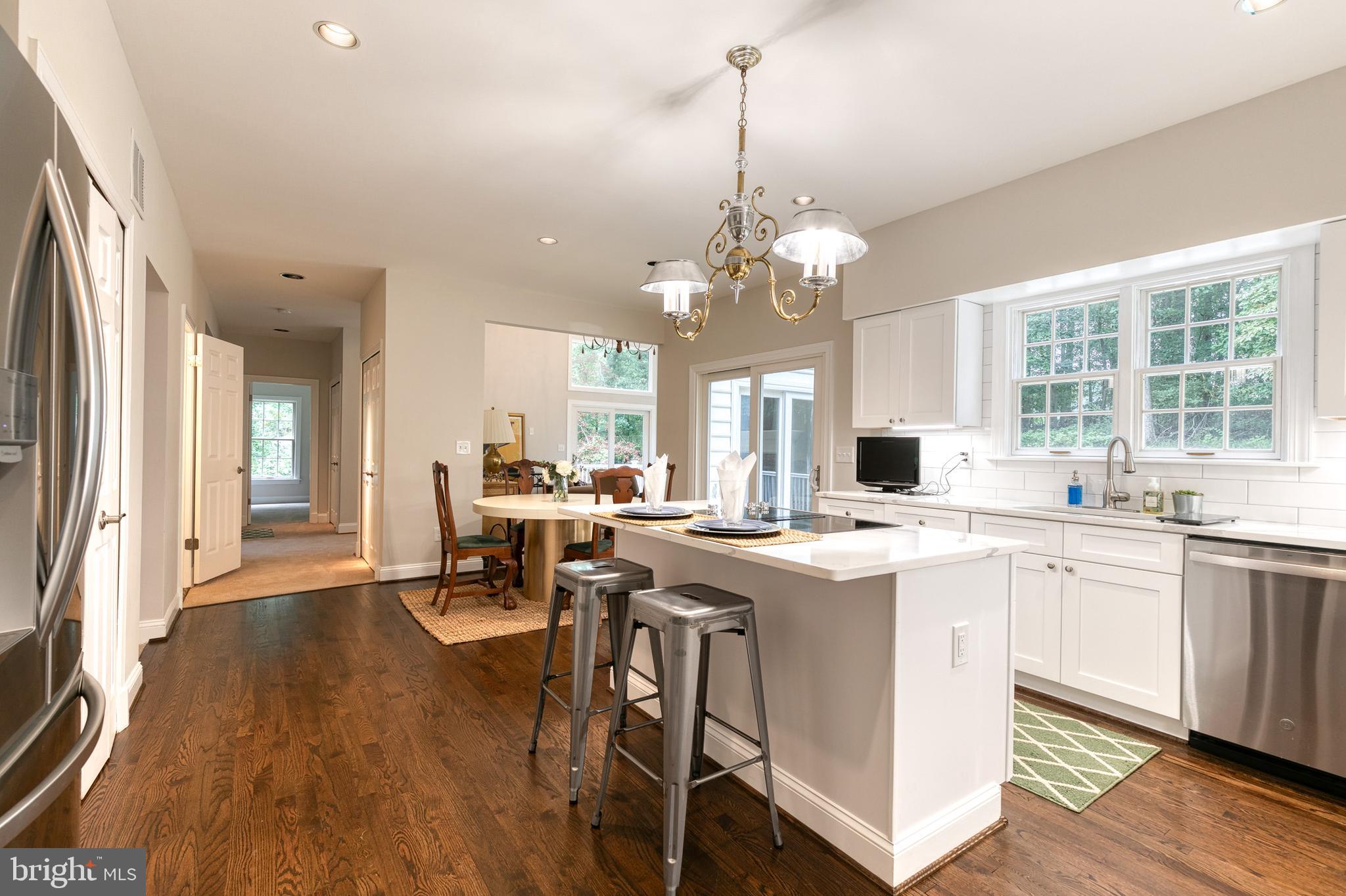 MANOR SPRINGS - Residential